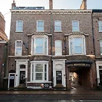 Hotel The Minster 3*