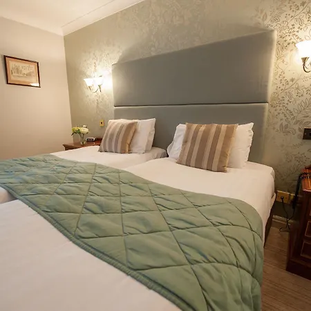 The Minster מלון יורק