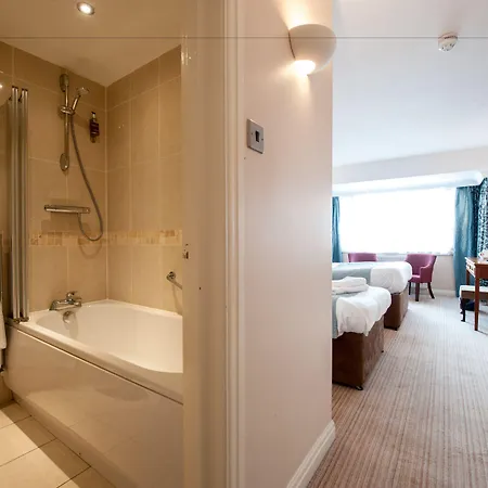 The Minster 3*
