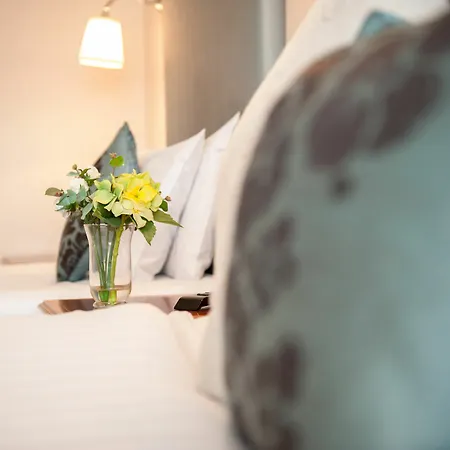 Hotel The Minster 3*